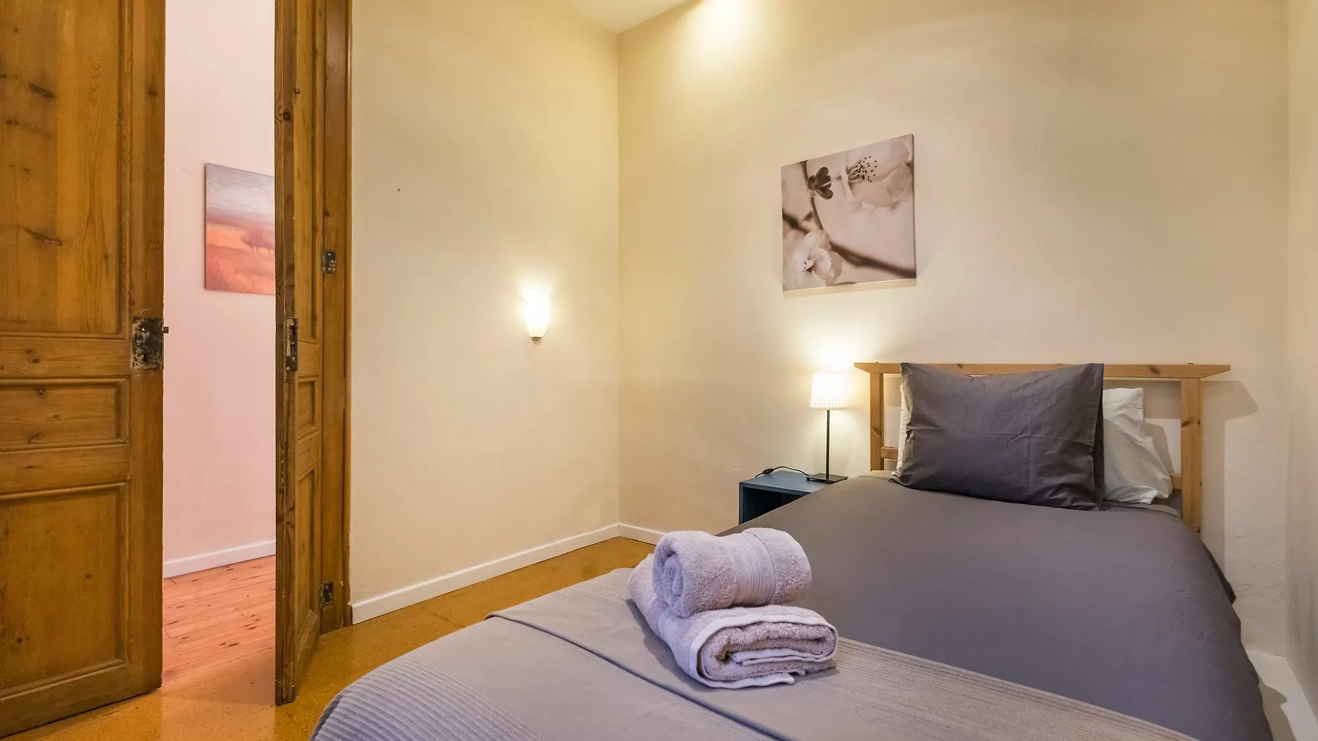 Stylish Arago In The Heart Of Bcn Daire Barselona